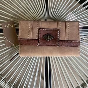 NWT B.O.C | Brown Faux Suede Leather Oakley Accordion Wallet